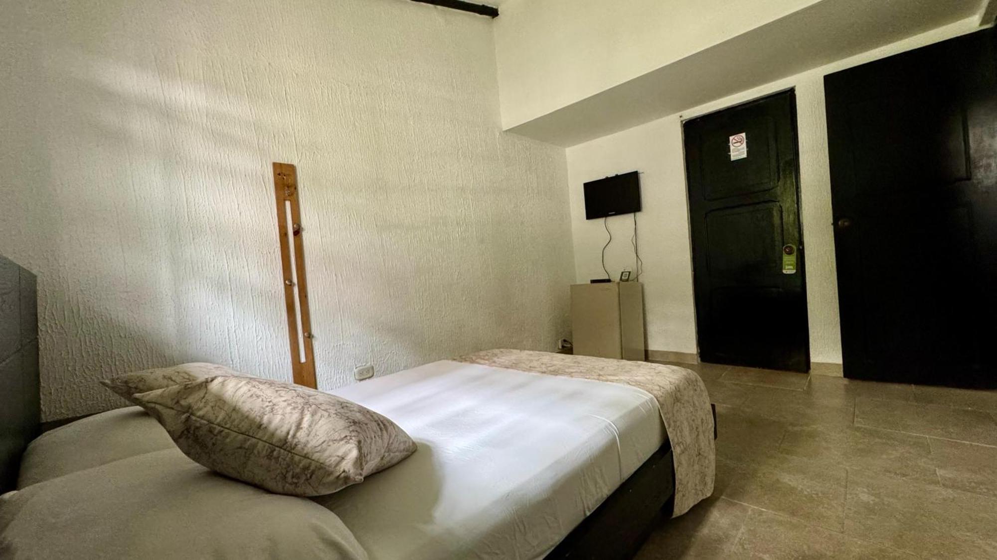 Hotel Premium Real Меделин Екстериор снимка